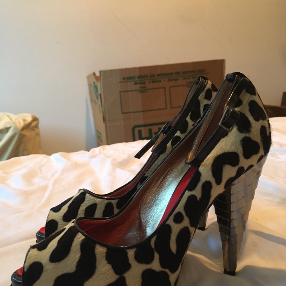 Giuseppe Zanotti calf hair leopard print heels - Picture 5 of 6
